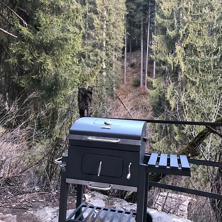 Gusto, 3km From Vilă